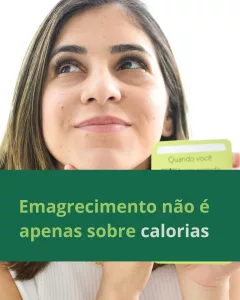 O processo de emagrecimento vai muito além do simples déficit calórico. Ele envolve uma abordagem integrada que considera motivação, comportamento alimentar, sono, estresse, desinflamação, qualidade dos carboidratos e muito mais. Cada fator tem seu papel essencial na construção de resultados saudáveis e sustentáveis. Quer entender como esses pilares funcionam no seu dia a dia? Descubra como meu Programa de Acompanhamento Nutricional pode transformar sua relação com a comida e sua saúde!